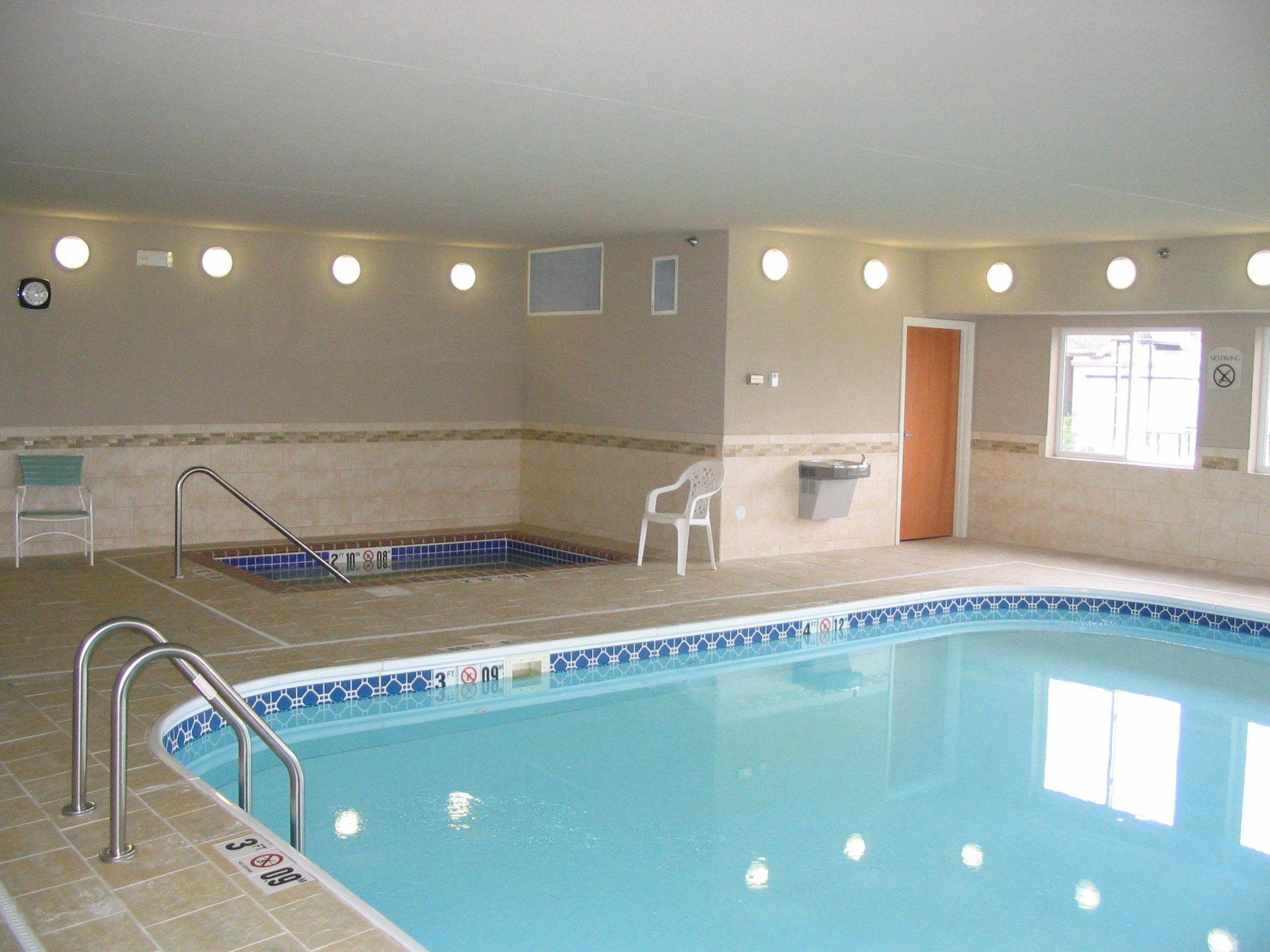 Holiday Inn Express Jamestown By Ihg Зручності фото