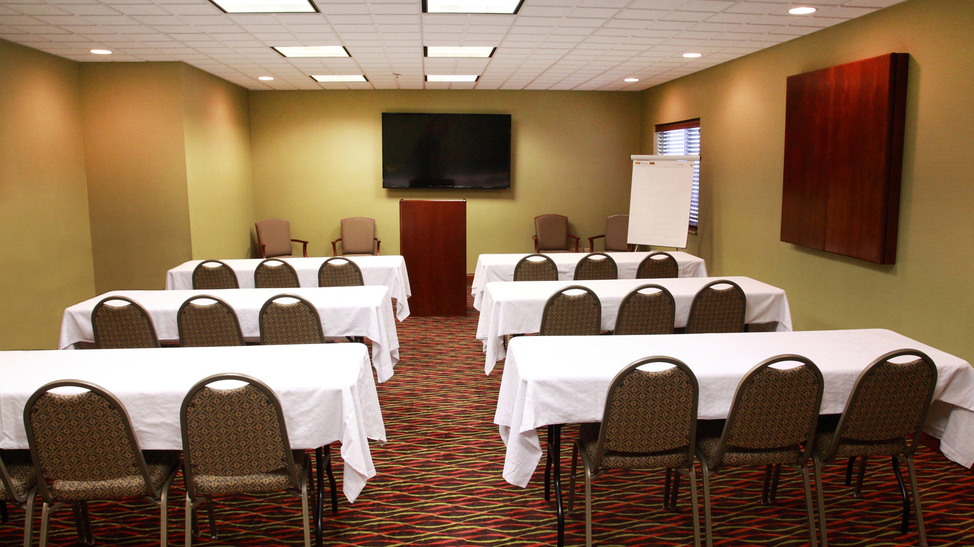 Holiday Inn Express Jamestown By Ihg Екстер'єр фото