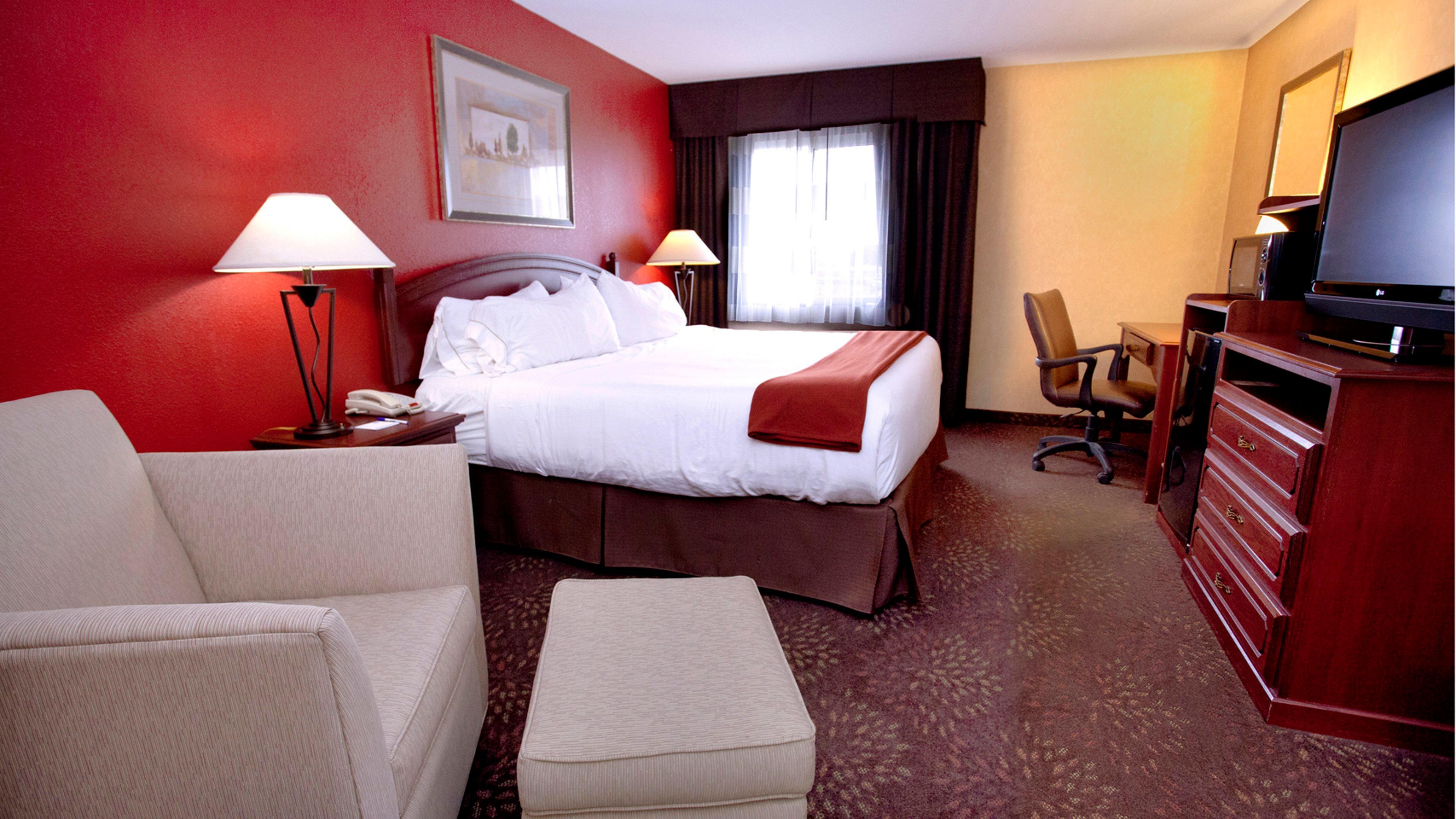 Holiday Inn Express Jamestown By Ihg Екстер'єр фото