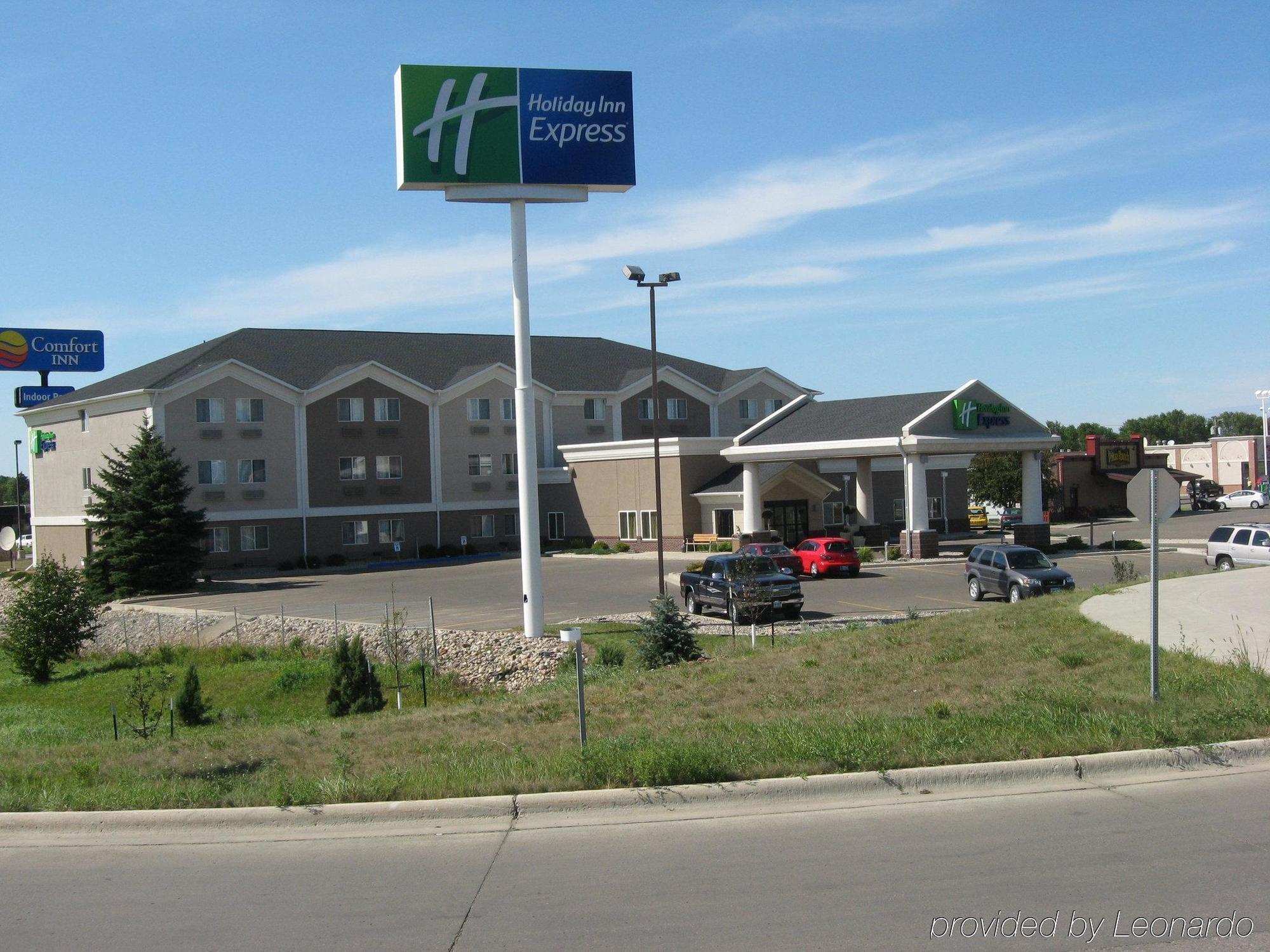 Holiday Inn Express Jamestown By Ihg Екстер'єр фото