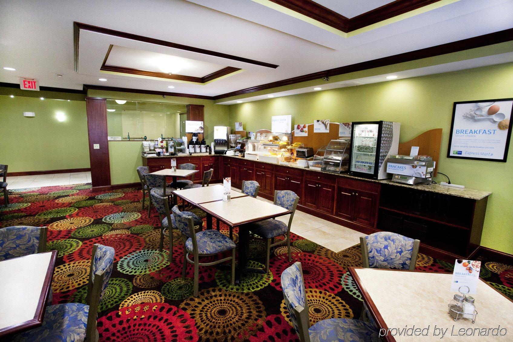 Holiday Inn Express Jamestown By Ihg Екстер'єр фото